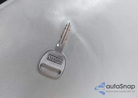 2005 Chevrolet Tahoe Ls from USA, damaged, VIN 1GNEC13T65R149709